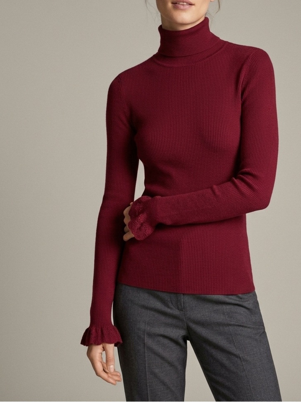 Love Moschino turtleneck burgundy unique wool blend sweater